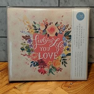 🌸HOST PICK🌸 Molly and Rex Scrapbook Album